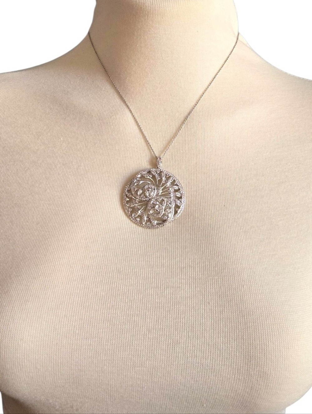 Sterling Silver Filigree Round Pendant Necklace - Silver